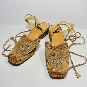 Stuart Weitzman Embroidered Mesh Lace Up Espadrilles Size 8